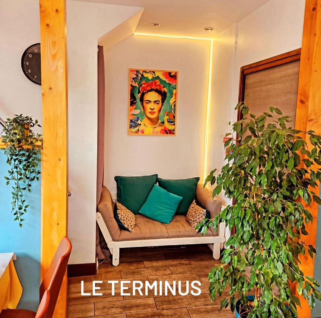 Hotel Le Terminus LʼArbresle Exteriér fotografie
